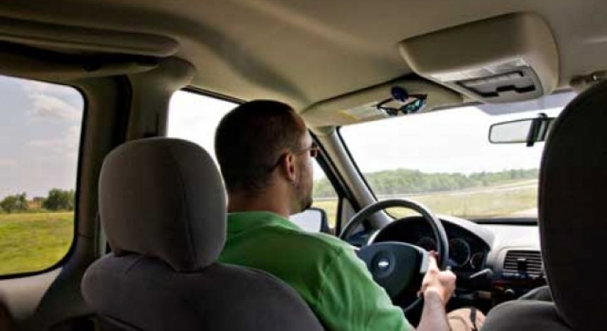 Нигериец става шофьор у нас срещу 4 000 лева