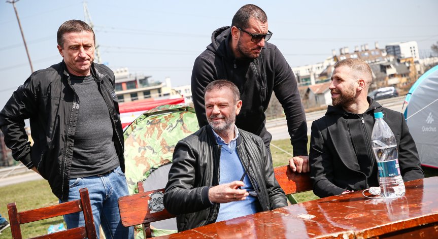 Мащабен протест срещу Михайлов пред БФС ще блокира Околовръсното