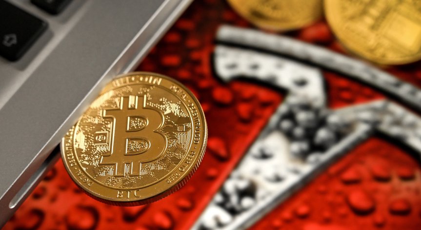 Цената на биткойна отново премина границата от 50 000 долара