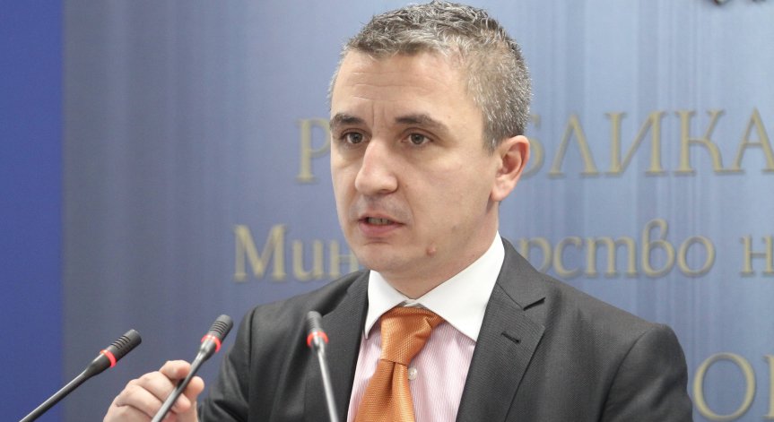Енергийната комисия в НС изслушва министър Николов за продажбите на газ