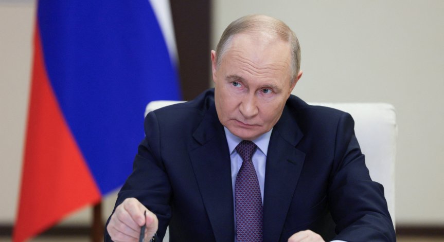 Руският език е ядрото на руската гражданска идентичност, каза Путин.