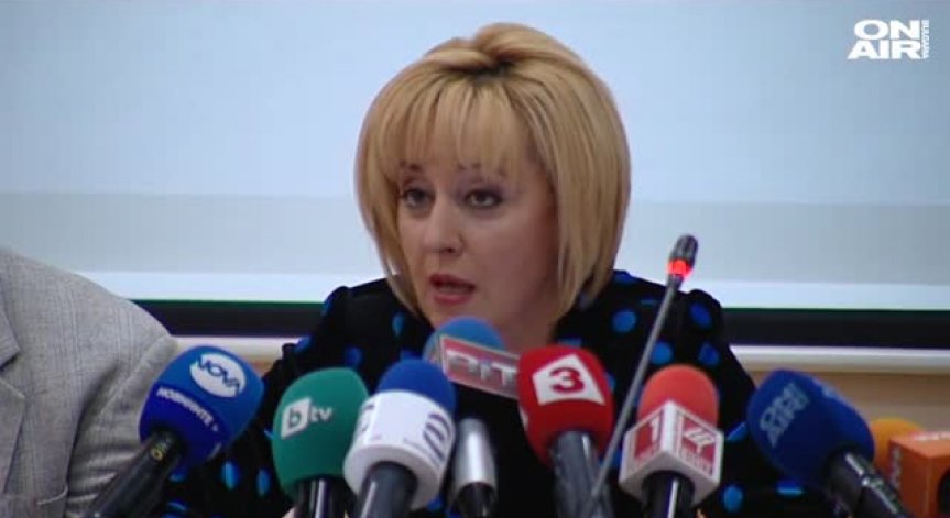 Фирми масово търсят задължения от починали хора