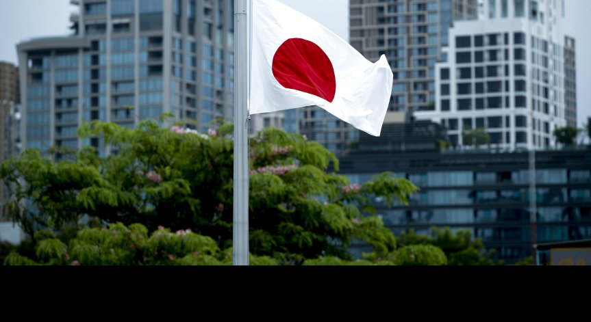 Япония обсъжда нова стратегия да нанася ответни удари срещу бази