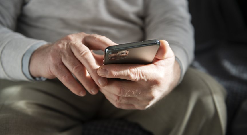 91-годишна жена даде 8 хил. лева на ало измамници в Хасково