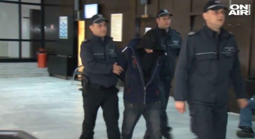 Изнасилвачът Тренчев от Благоевград остава в ареста