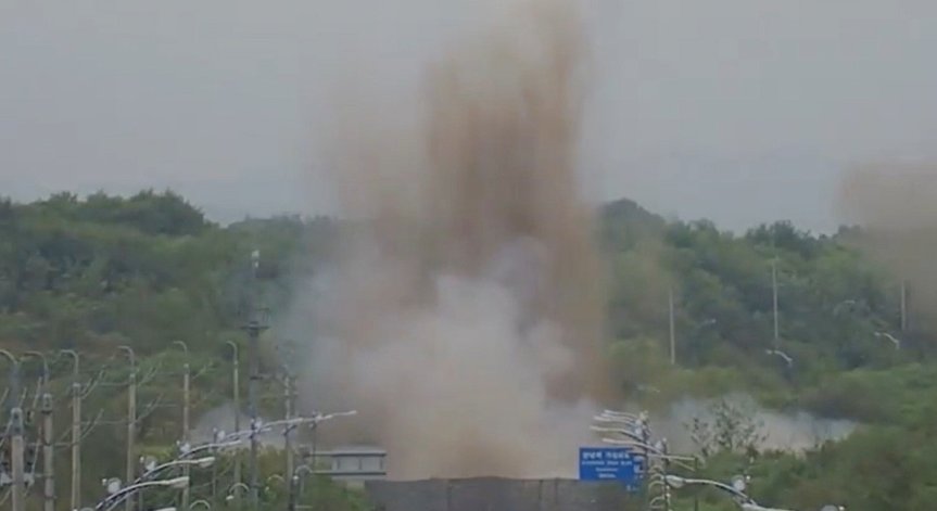 Северна Корея каза, че зачестяват предупредителните съобщения.