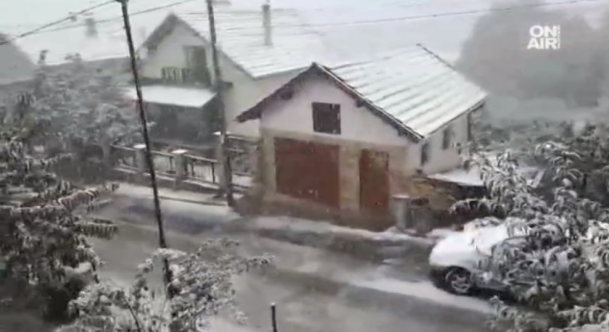 Честит първи сняг… по места
