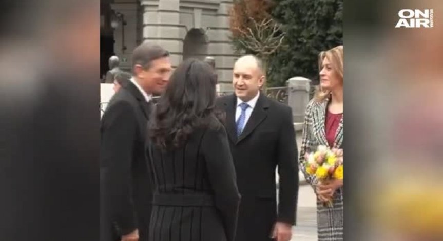 Десислава Радева разцелува словенския президент