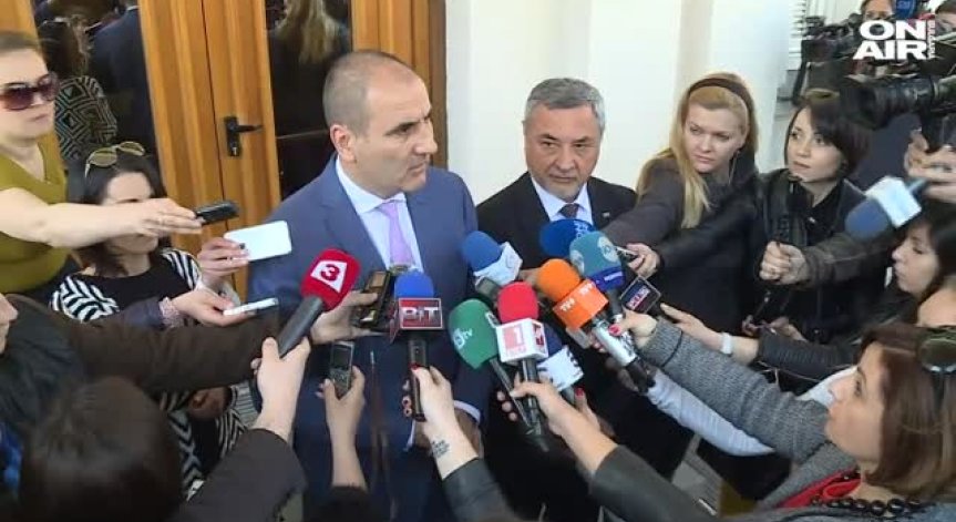 ГЕРБ и Патриотите се разбраха за минималната пенсия