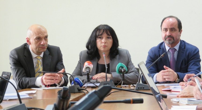 КЕВР ще издаде временни правила за търговия на невисокоефективна електрическа енергия