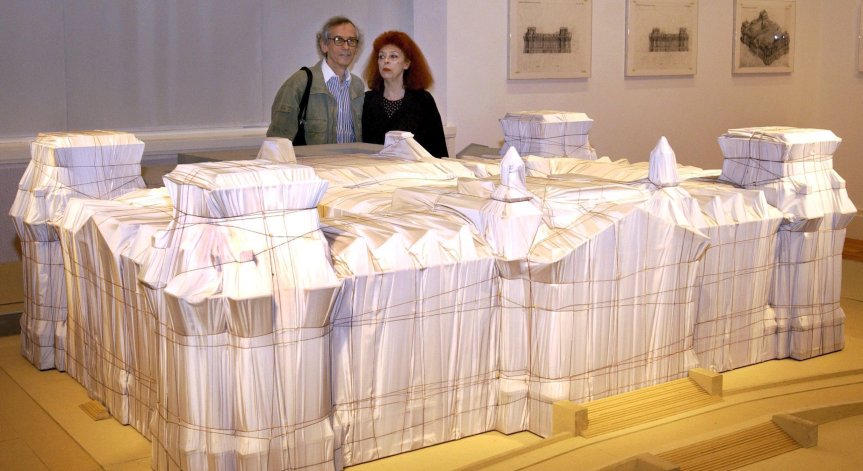 Изложба в памет на Кристо беше открита в Париж