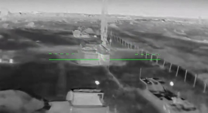 Украински дронове поразиха руски Су-33 и МиГ-29