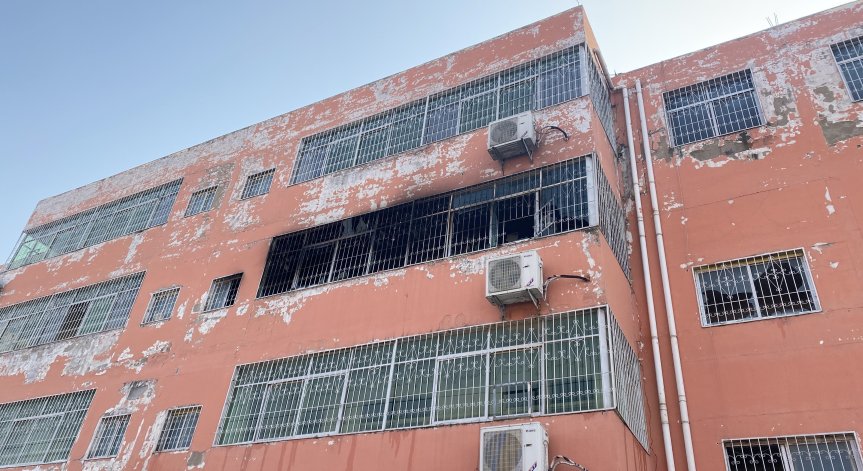 Властите в Китай разследват пожар в интернат с 13 загинали деца