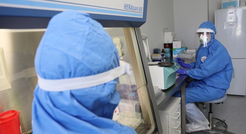 Пандемията не е свършила, има риск от нова карантина