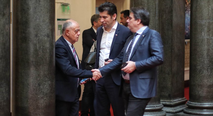 Кирил Петков: Мандатът е в Борисов, да видим дали ще ни прати на избори