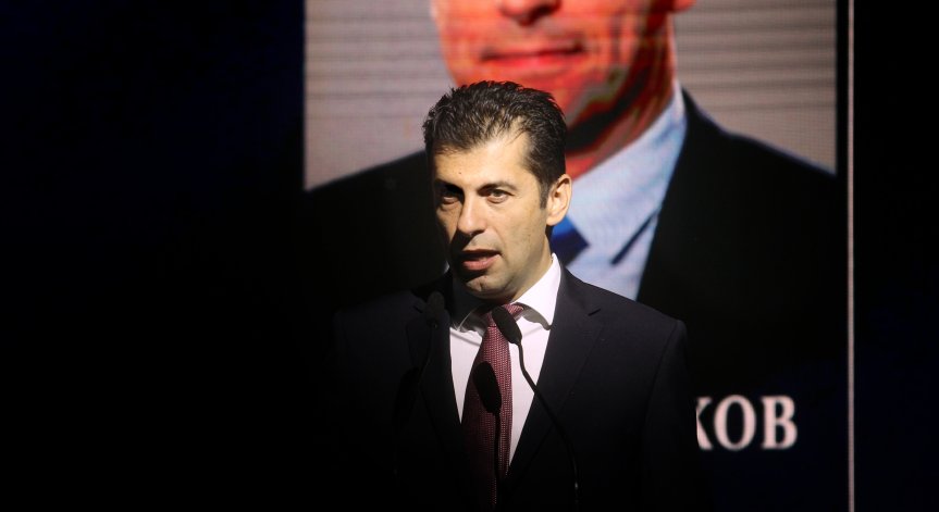 Петков: У нас се извършват хибридни атаки, защото сме на страната на Украйна