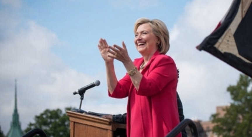 Клинтън, Тръмп и Кейсик побеждават, Рубио отпада