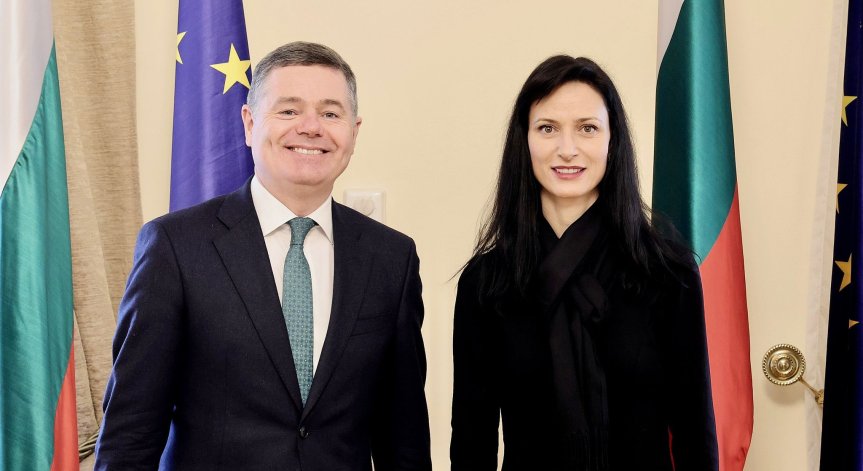 Мария Габриел: Ирландия подкрепя България за присъединяване в ОИСР и Еврозоната