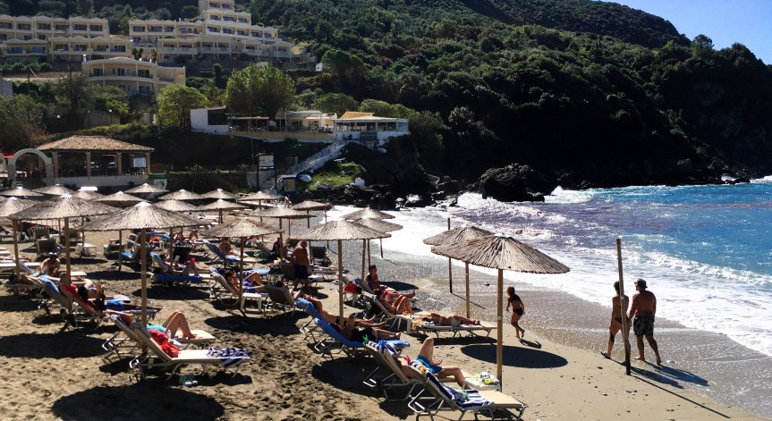 Гърция е готова с изискванията към чуждестранни туристи