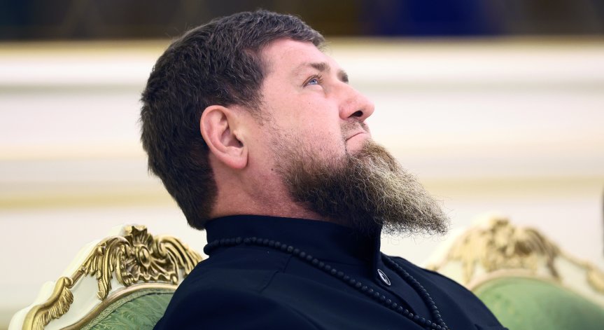 Кадиров не е в добро здраве? Ходил в болница при чичо си, но май себе си е лекувал