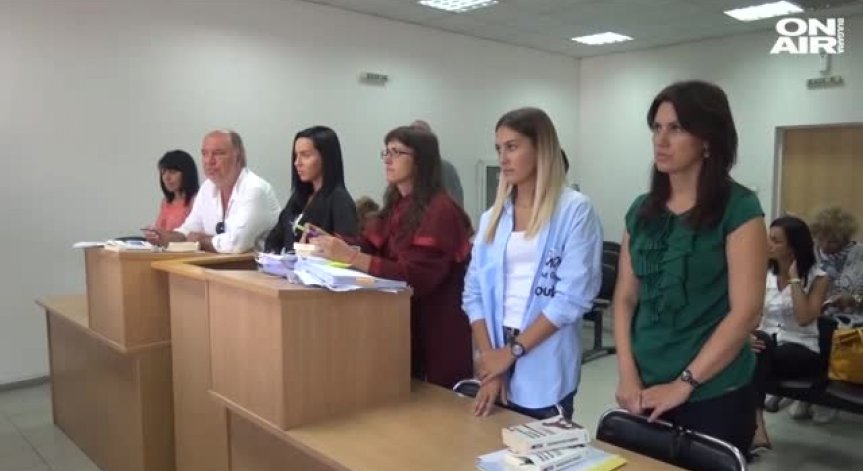 Гражданският иск за 2000 лева срещу Габриела Медарова беше прекратен