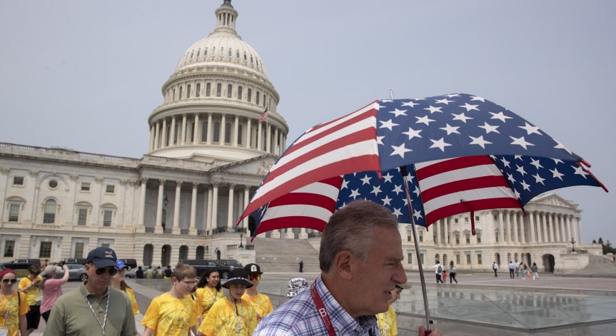 САЩ се спасиха от дефолт, Сенатът одобри по -висок таван на държавния дълг