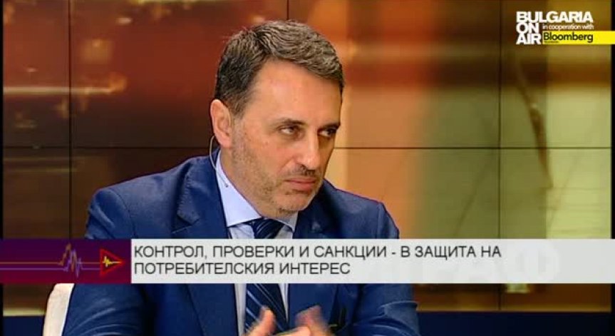 Изп. директор на Агенцията за безопасност на храните - проф. Моллов гарантира продуктите на празничната трапеза