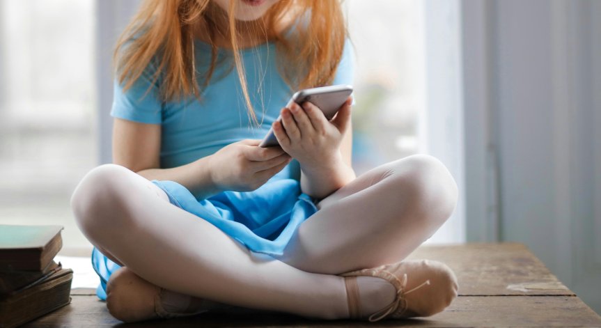 Децата са все по-зависими от екраните и се нарушава развитието им