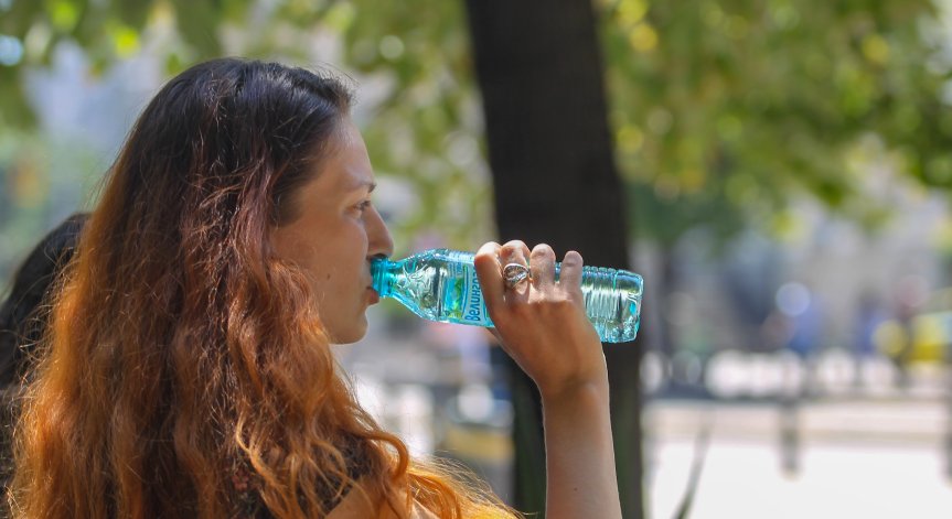 Обявиха жълт код за високи температури в 11 области у нас  