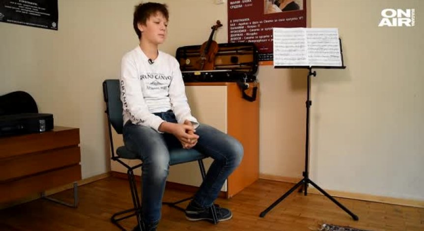 Талант: 13-годишен цигулар покорява големите сцени