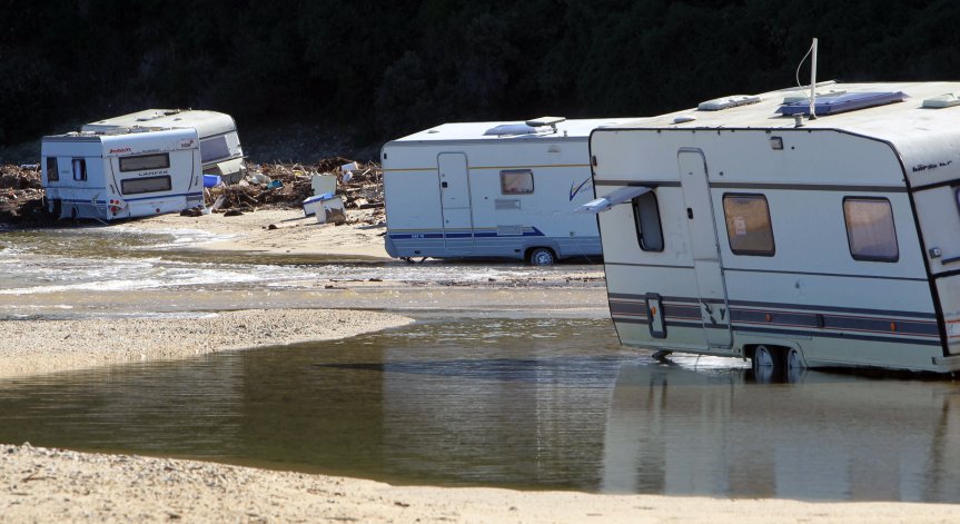 Гръмотевични бури и наводнения в Гърция.
