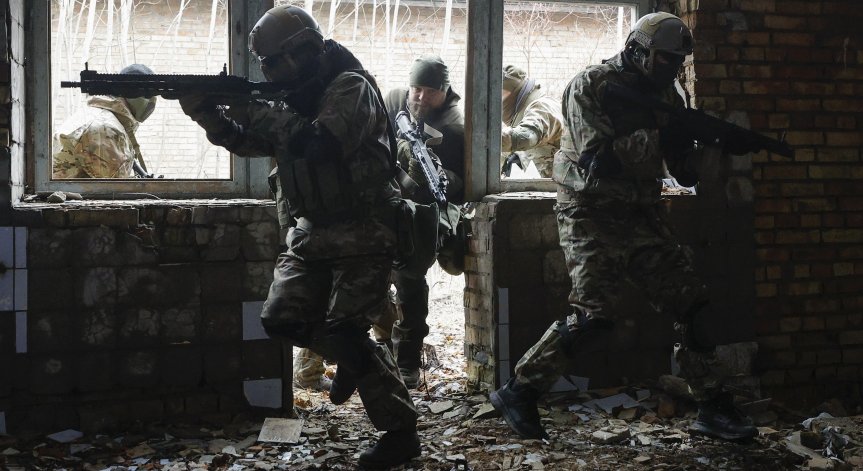 Русия търси над 700 наемници от 5 държави, които се бият за Украйна