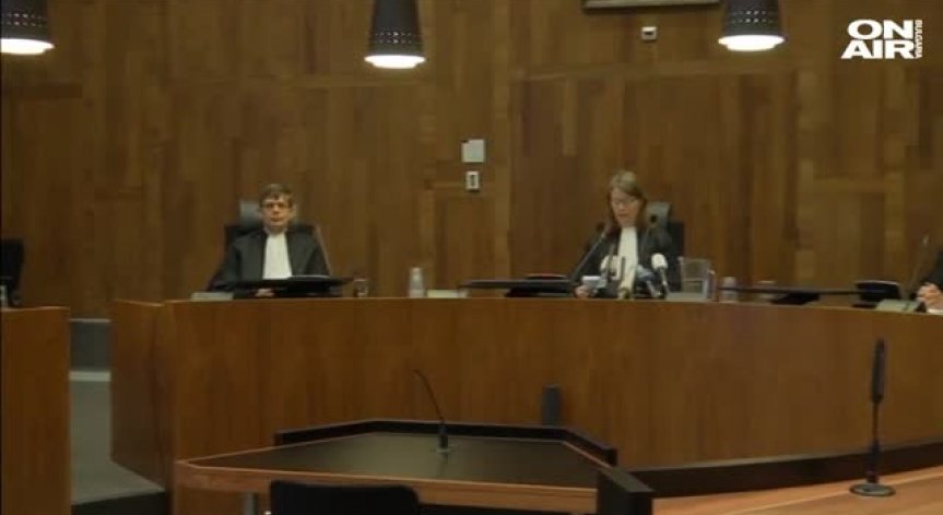 Холандия е частично отговорна за клането в Сребреница