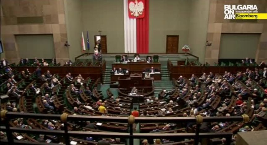 Доналд Туск спечели вот на доверие  в парламента