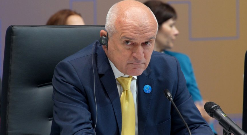 Главчев: България е готова да дари оборудването от дружествата на БЕХ на Украйна