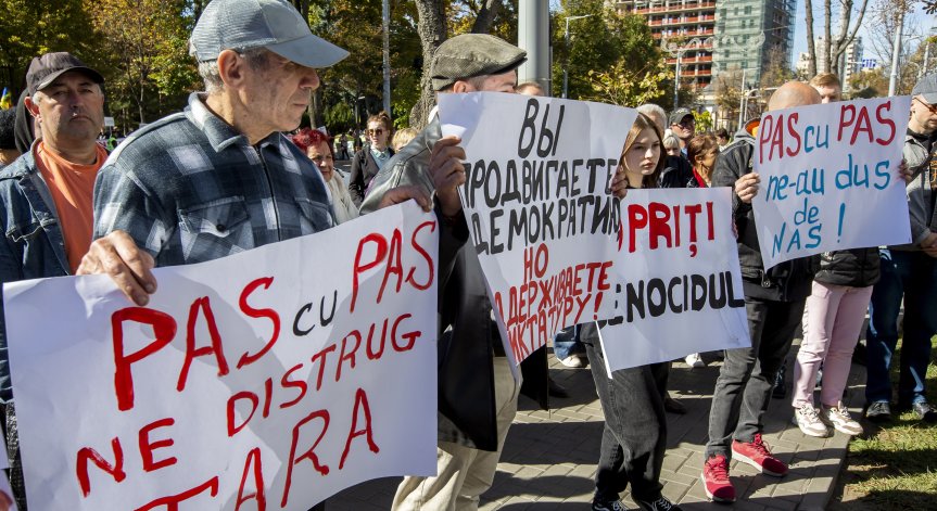 Колко струва общественото недоволство? Проруска група организира протести в Молдова