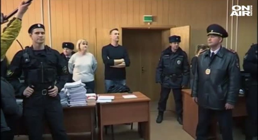 Руският опозиционер Алексей Навални остава в ареста 15 дни