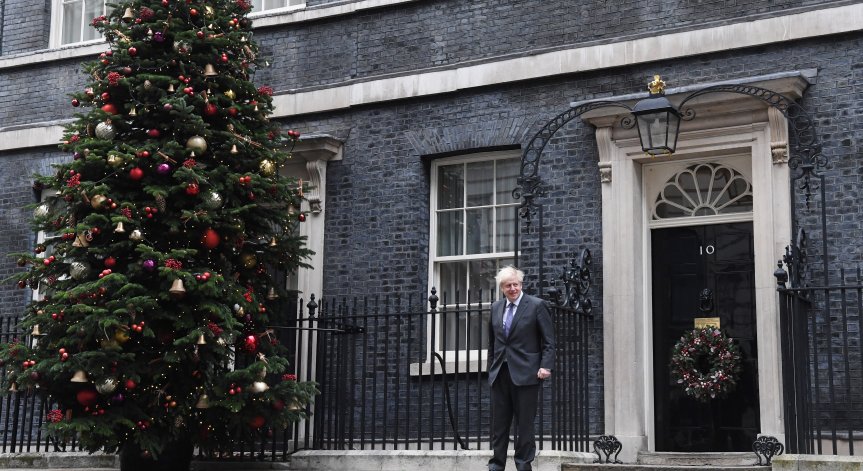 Преговори без край: Лондон и Брюксел удължиха срока за търговската сделка