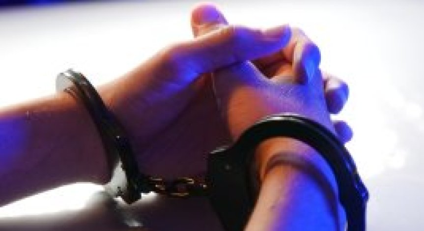 Сириец вилня из София - потроши спирка, хвърля бордюри, обвиниха го в хулиганство