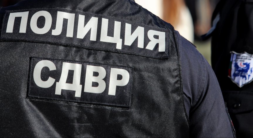 Задържаха кметове в Кържалийско за регистрация срещу пари на чуждестранни граждани