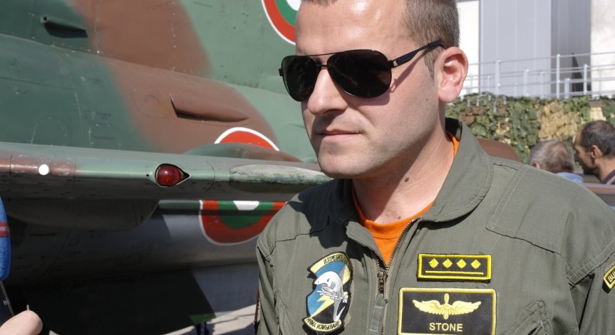 Авиошоу сезон 5: Враждебна 2014 Петър Димитров