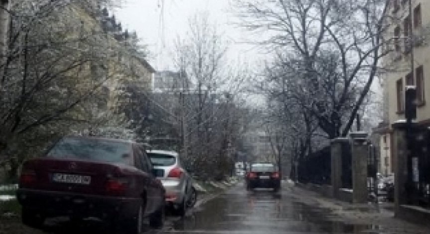 115 са заснетите само за ден неправилно паркирани автомобили