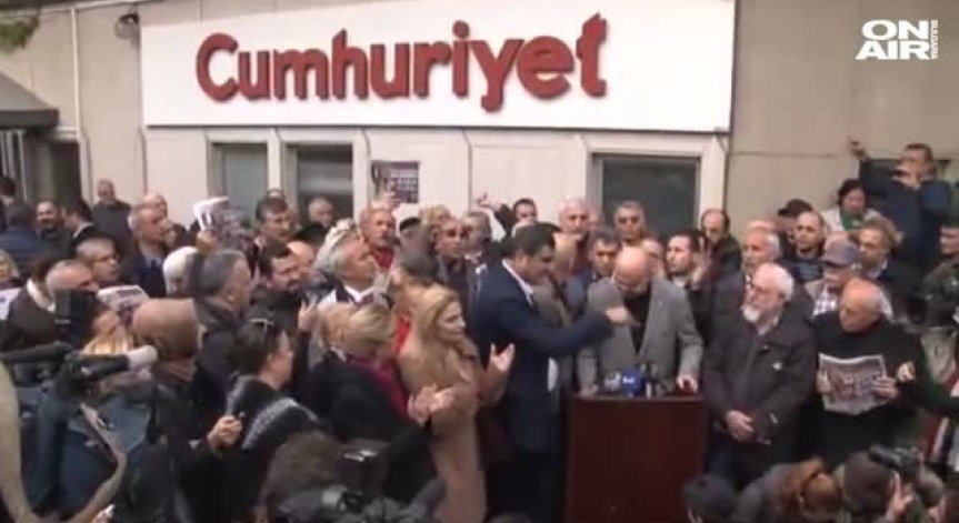 Започна процесът срещу журналистите от в. 