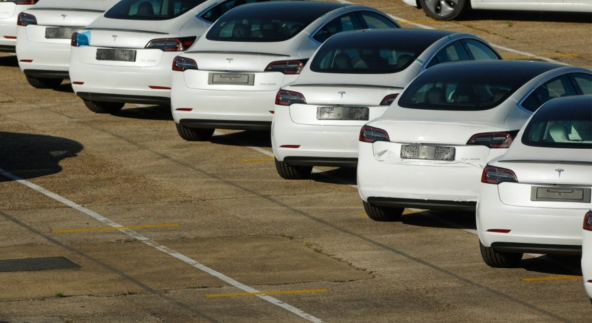 Защо продажбите на Tesla в Норвегия вървят надолу?