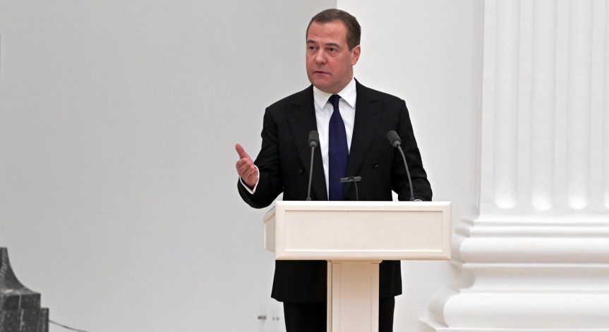 Медведев: Конфликтът в Украйна е иницииран от Запада процес