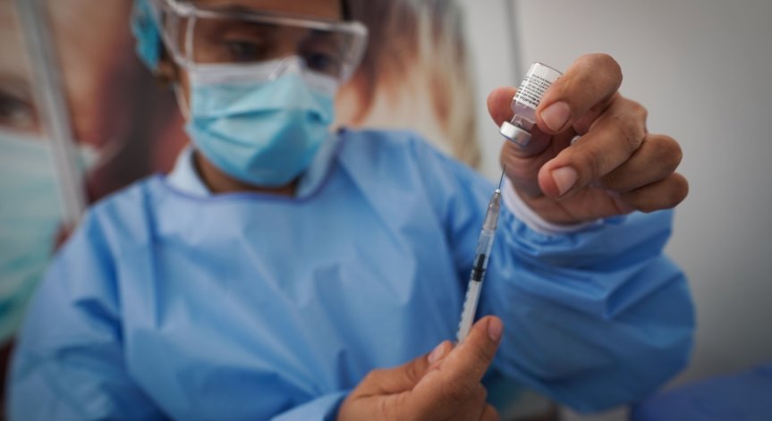 Pfizer: Ваксината ни може да се съхранява и на по-високи температури