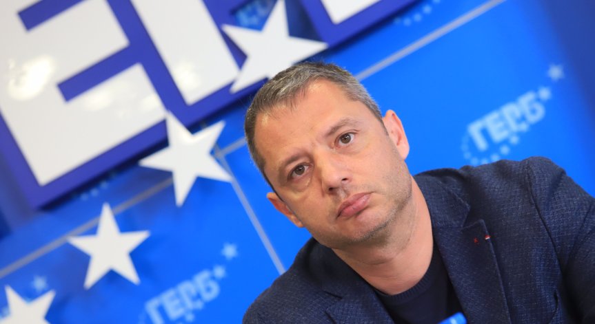 Делян Добрев за записите от разговори на ПП-ДБ: Дълбока е жаждата за власт