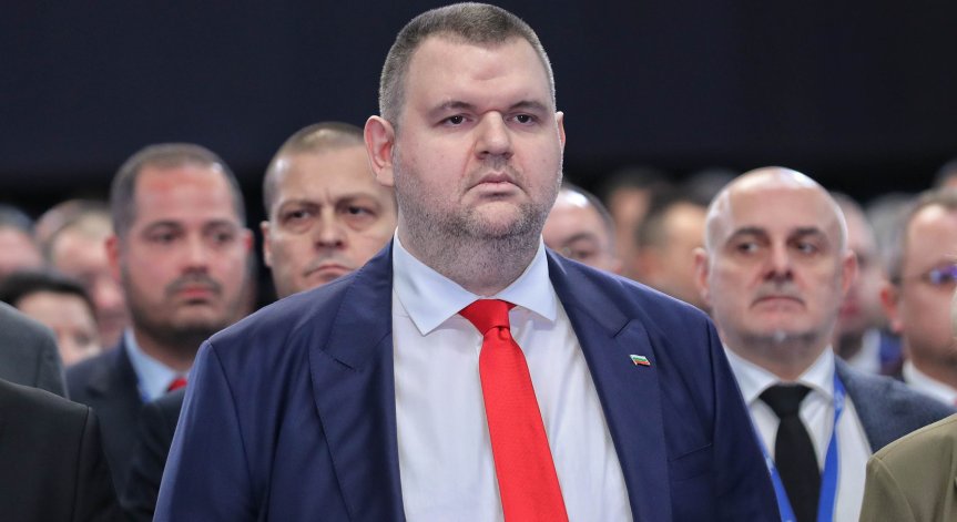 Пеевски с призив към областните управители от ДПС.