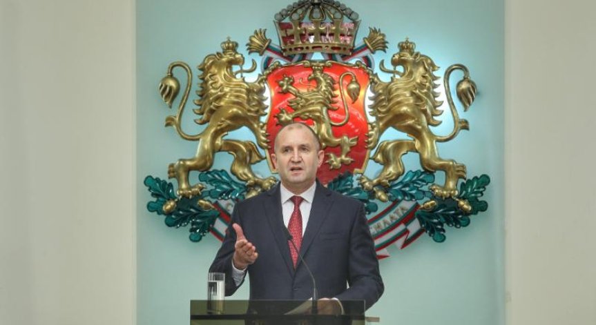 Радев връчва наградата за духовен принос на името на Иван Вазов