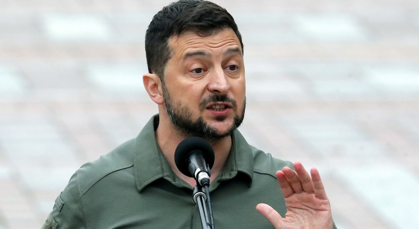 Зеленски: Русия устрои фарс в Донбас, ще отвоюваме още територии